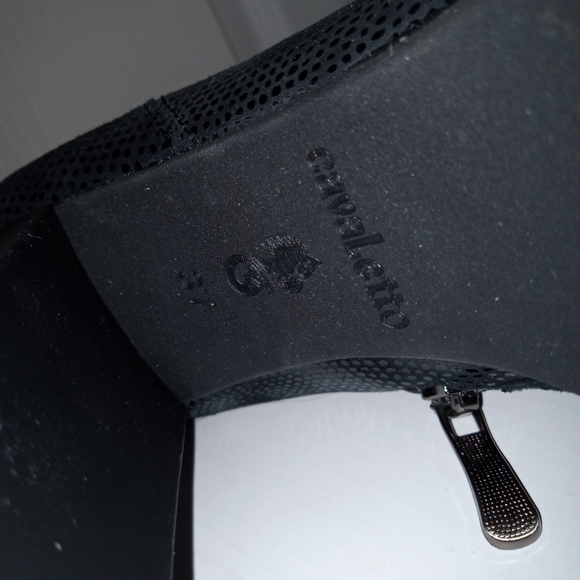 CavaLetto Nabuck Snake pattern Boots size 7-7.5 - Picture 9 of 9